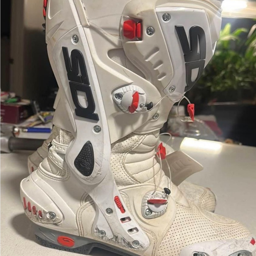 Motorcycle boots by Sidi size 10